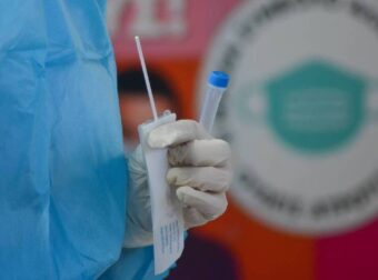 Κρούσματα σήμερα: Η ανακοίνωση του ΕΟΔΥ για τα κρούσματα το Σάββατο 6 Φεβρουαρίου 2021