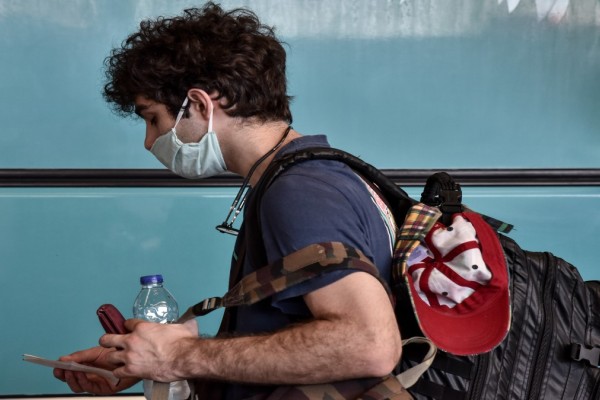 Κορωνοϊός 7/7: «Βράζει» η χώρα με πάνω από 18.000 νέα κρούσματα – Τρομάζει η άνοδος στους θανάτους